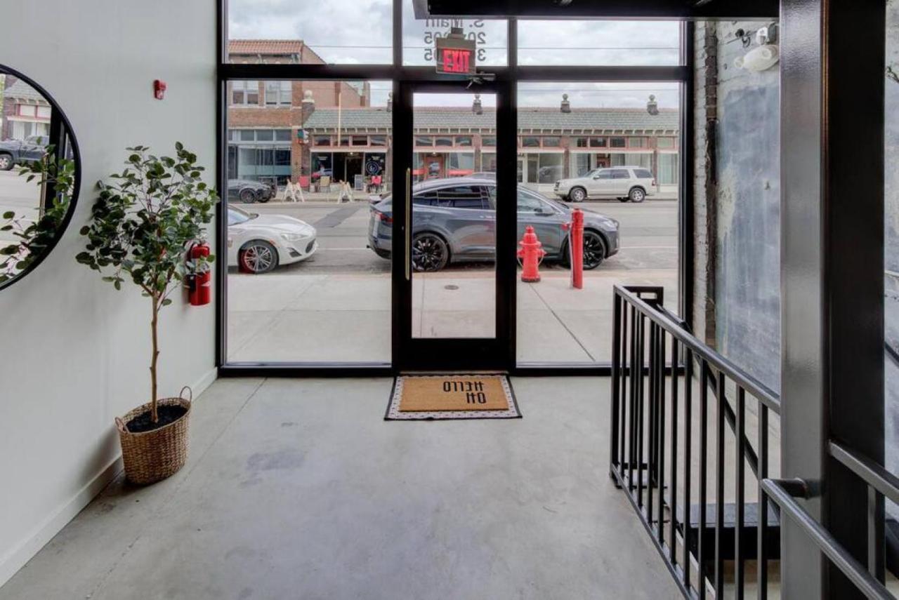 Historic Apartment In Prime Location Memphis Bagian luar foto